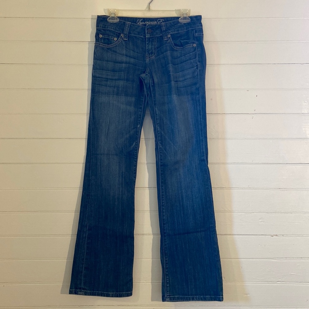 American Eagle 2 denim jeans